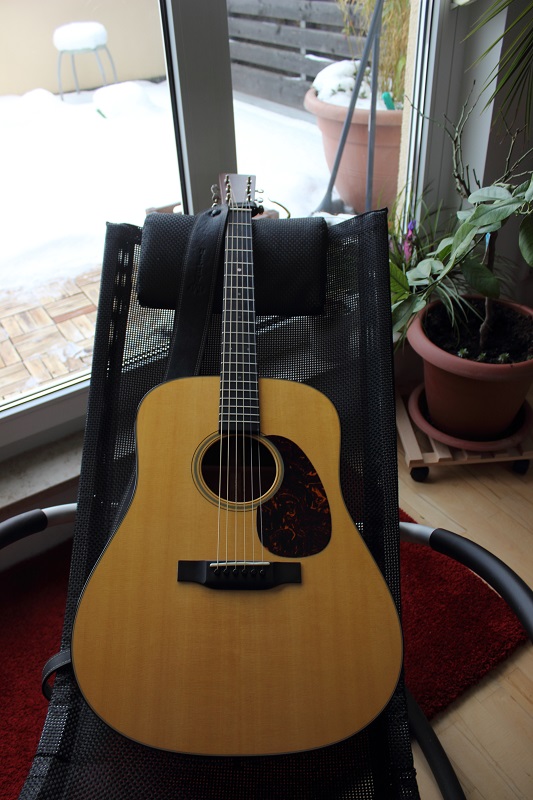 Martin D-18.jpg