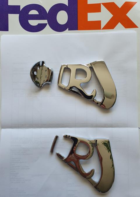 r tailpiece 12-string.JPG