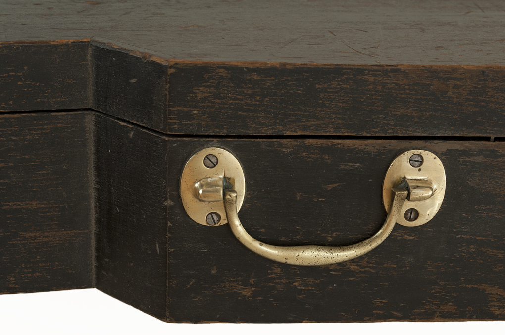Martin case handle.jpg