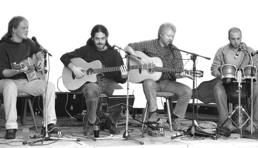 Acoustic-Jam-2004sc.jpg